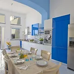 Casa Lisuccia فيلة فوروري